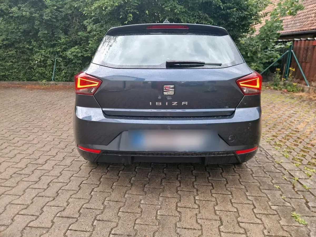 Gebraucht Seat Ibiza Style 115 PS (84 kW) 2019 Grau Kleinwagen