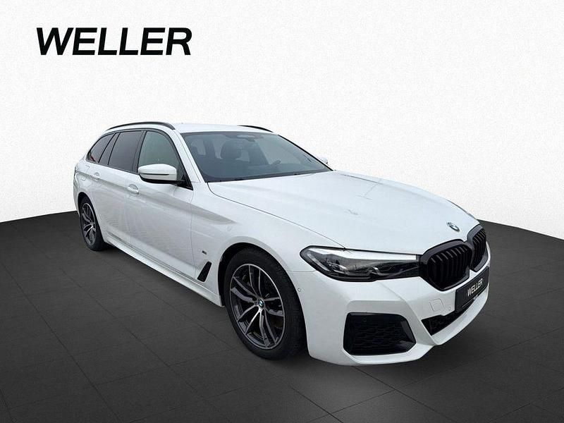 Używany BMW 520 Performance 190 KM (139 kW) 2023 Biały Kombi