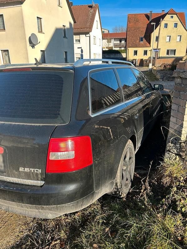 Gebraucht Audi A6 163 PS (119 kW) 2002 Schwarz Kombi