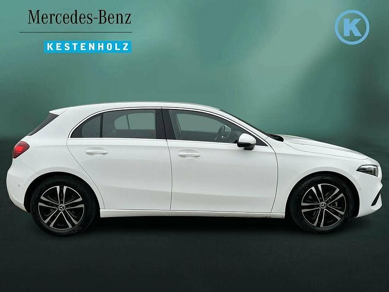 Gebraucht Mercedes A180 Progressive 136 PS (100 kW) 2024 Weiß Limousine