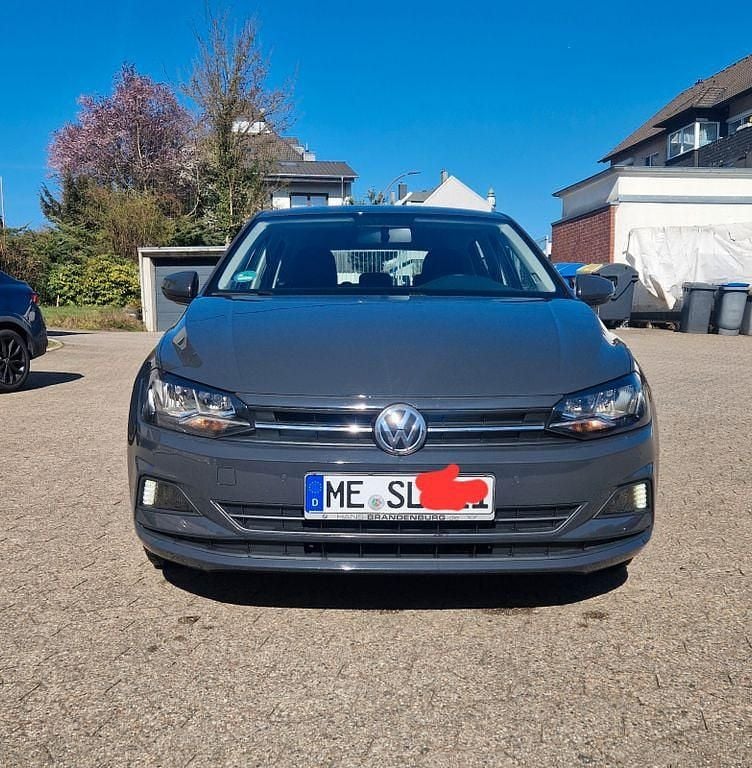 Gebraucht VW Polo Highline 65 PS (47 kW) 2018 Schwarz Kleinwagen