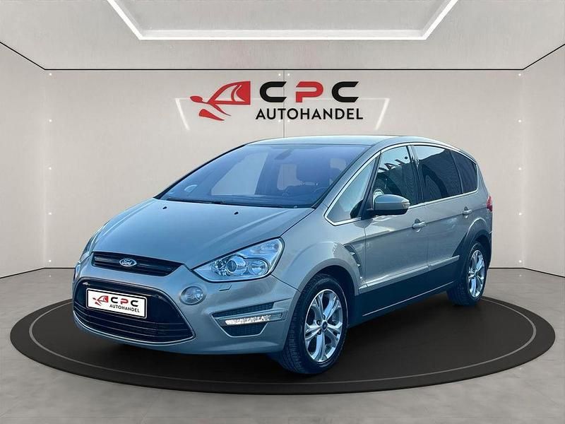 Gebraucht Ford S-MAX Titanium 140 PS (102 kW) 2010 Gold Van / Kleinbus