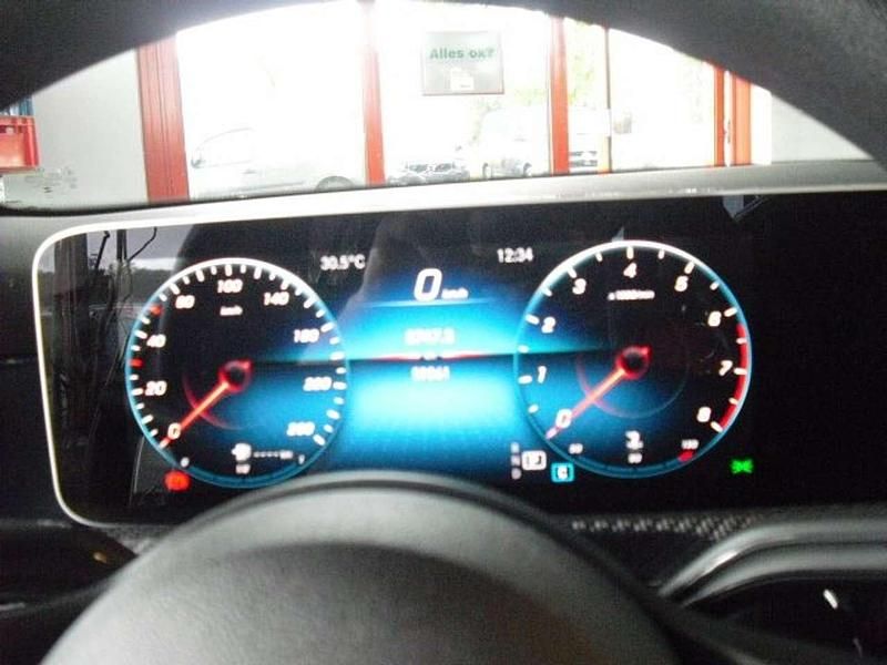 Gebraucht Mercedes A220 190 PS (139 kW) 2019 Mojavesilber  metalliclack Limousine