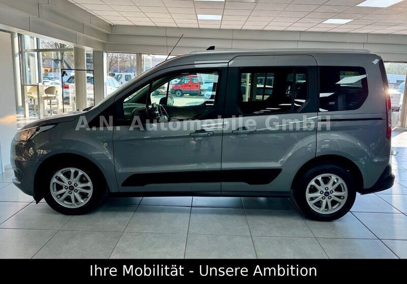 Gebraucht Ford Tourneo Connect Trend 120 PS (88 kW) 2022 Silber Van / Kleinbus