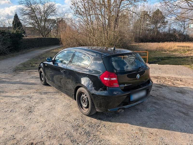 Gebraucht BMW 118 Coupé 143 PS (105 kW) 2010 Schwarz Coupé