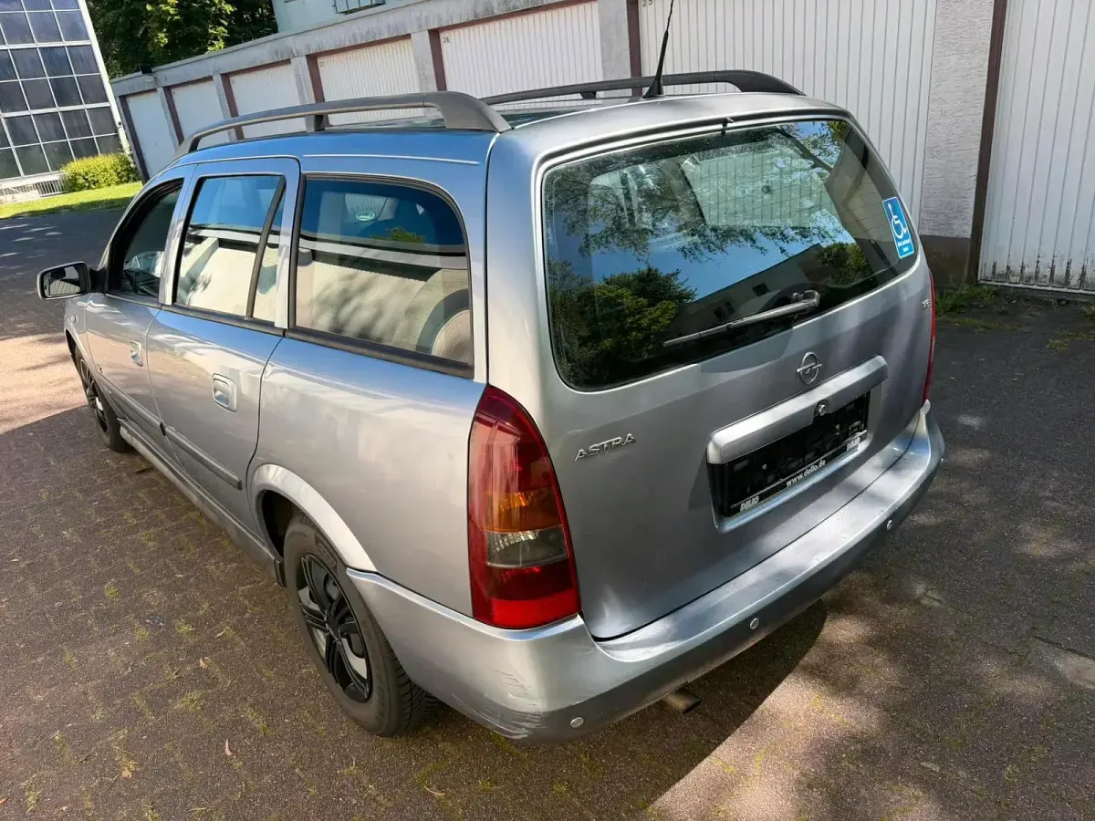 Gebraucht Opel Astra 84 PS (61 kW) 2003 Grau Kombi