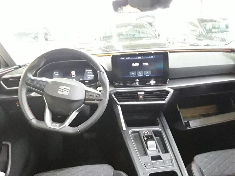 Gebraucht Seat Leon FR 150 PS (110 kW) 2024 Nevada weiss metallic Limousine