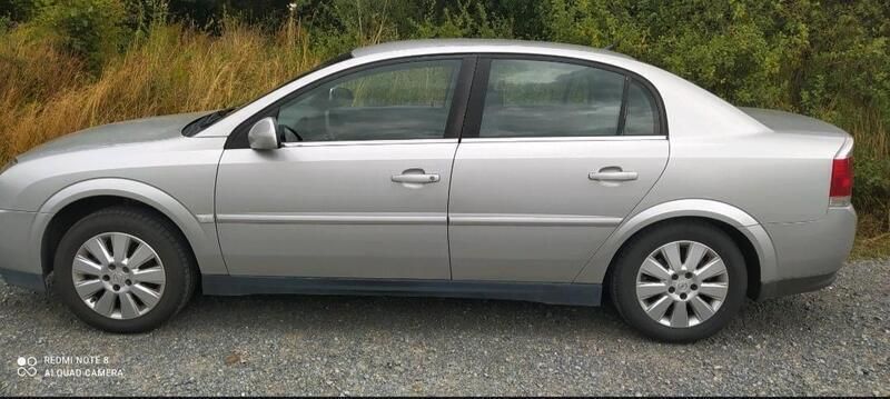 Silber Gebraucht 2003 Opel Vectra Limousine | 1.290 € (Superpreis) - Bild 1/4