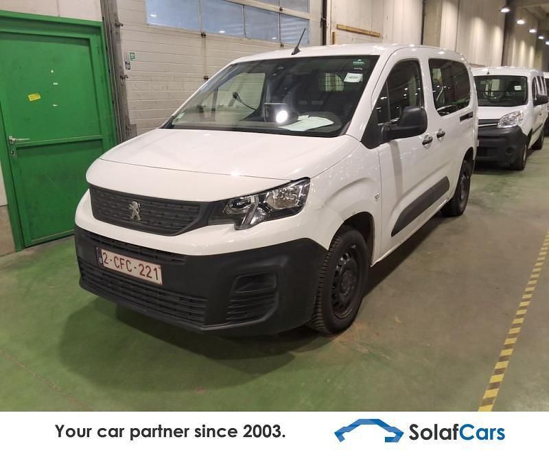 Weiß Gebraucht 2022 Peugeot Partner Premium Van / Kleinbus | 10.830 € (Superpreis) - Bild 1/4