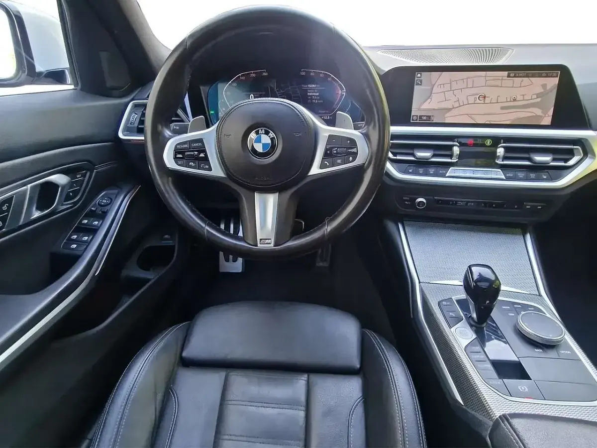 Gebraucht BMW 330 M Sport 286 PS (210 kW) 2021 Weiß Kombi