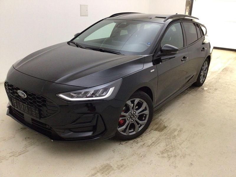 Obsidianschwarz metallic (metallic) Gebraucht 2024 Ford Focus ST-Line X Kombi | 24.390 € (Superpreis) - Bild 1/4