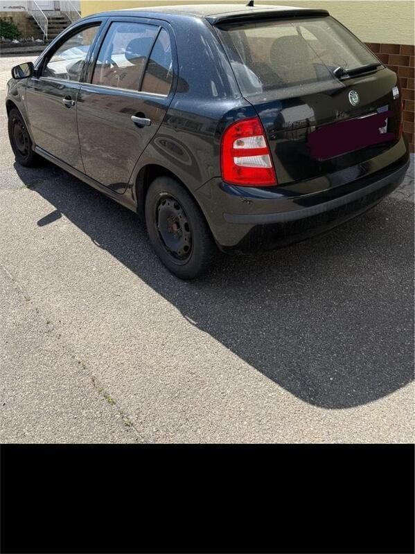 Schwarz Gebraucht 2004 Skoda Fabia Limousine | 450 € (Superpreis) - Bild 1/4