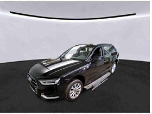 Gebraucht Audi A4 Advanced 163 PS (119 kW) 2023 Schwarz Kombi