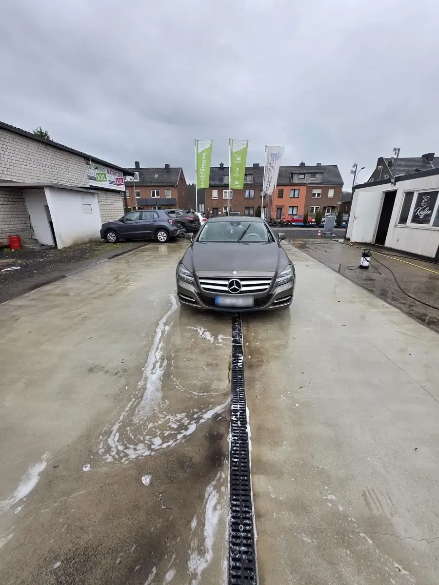 Gebraucht Mercedes CLS350 265 PS (194 kW) 2011 Beige Coupé