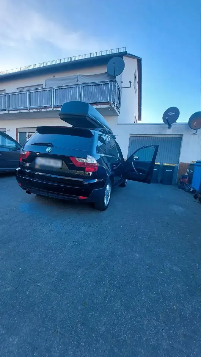 Gebraucht BMW X3 147 PS (108 kW) 2010 Schwarz SUV