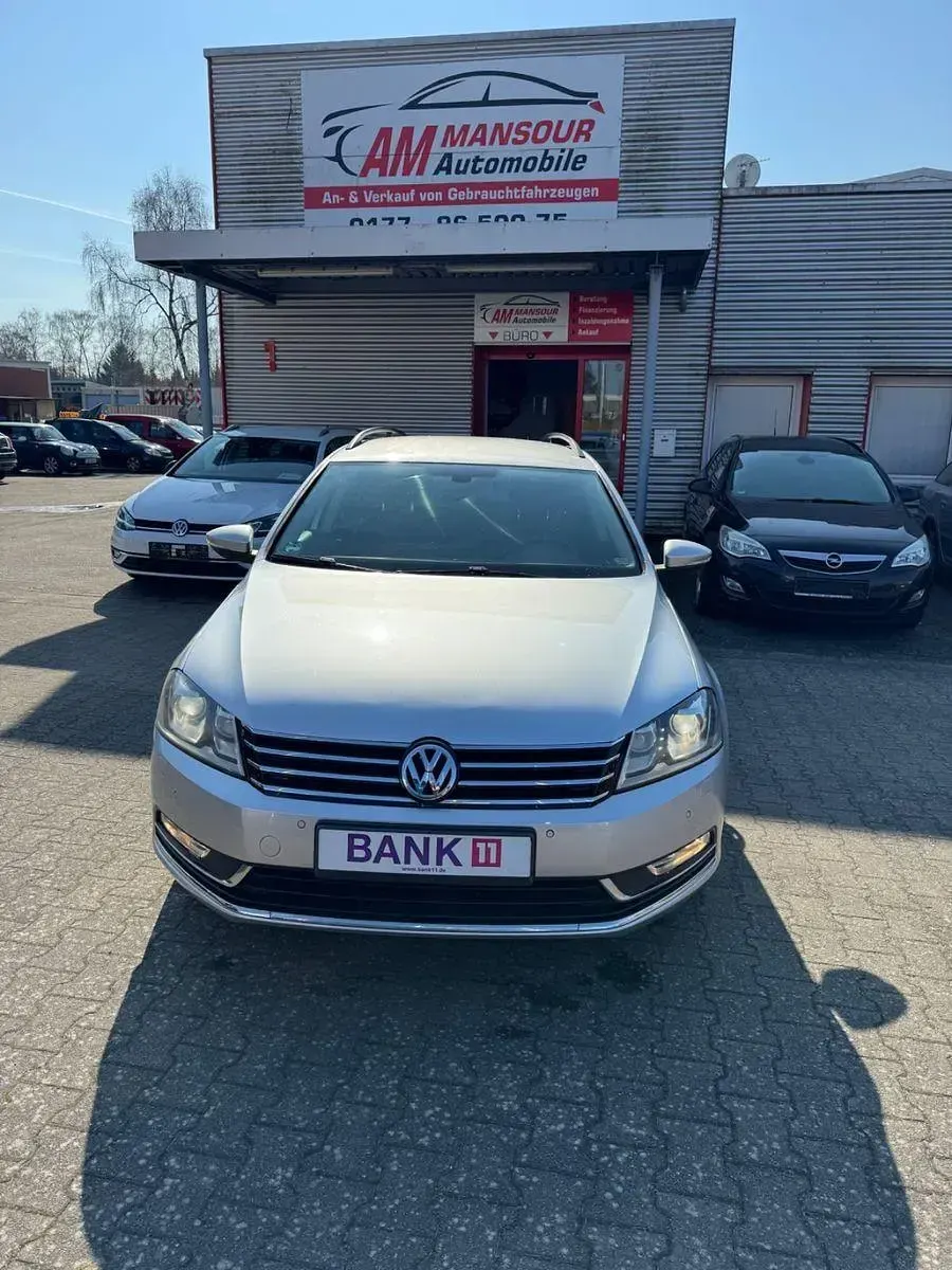 Gebraucht VW Passat 122 PS (89 kW) 2011 Silber Kombi