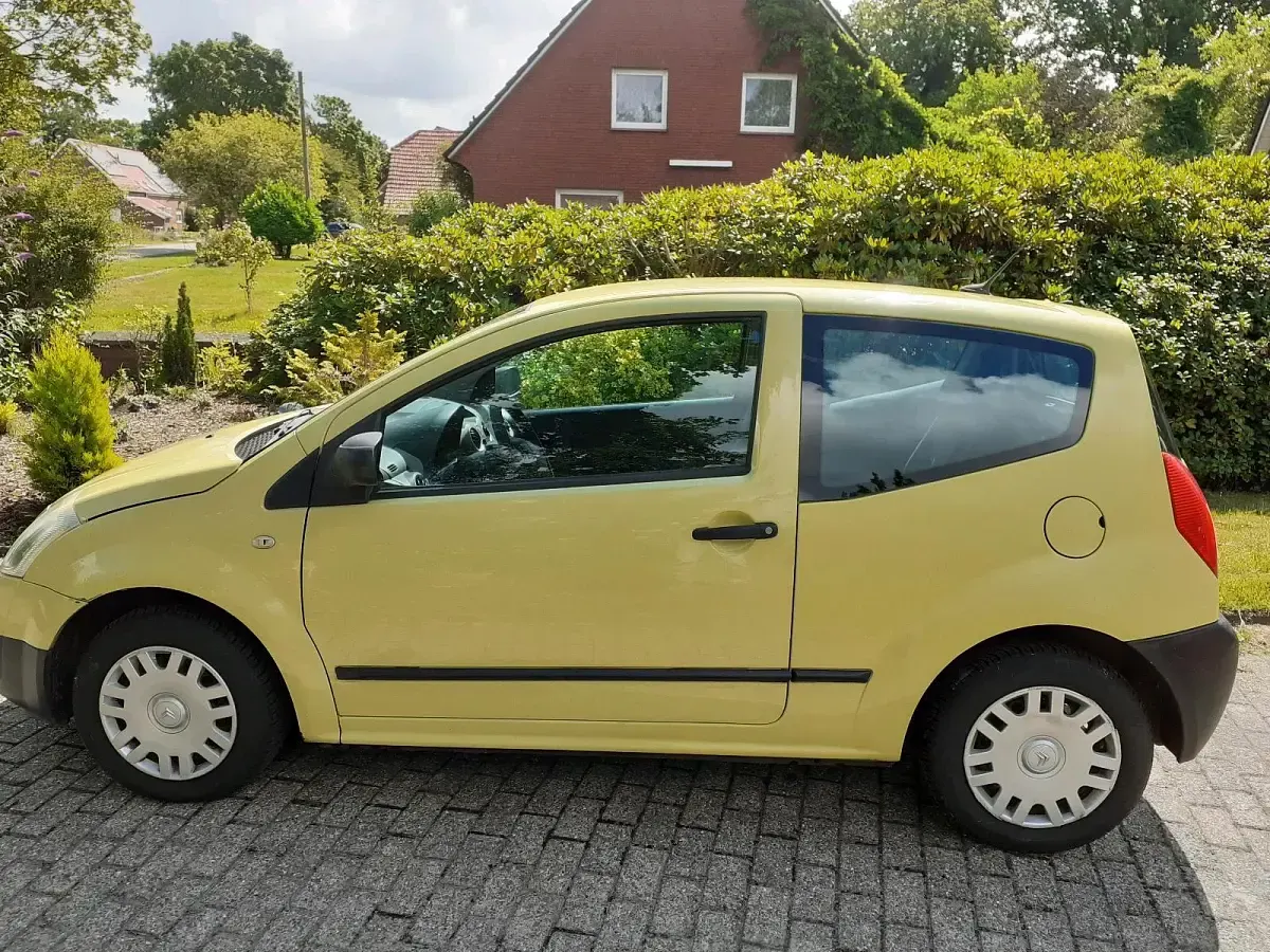 Gebraucht Citroën C2 55 PS (40 kW) 2008 Gelb Kleinwagen