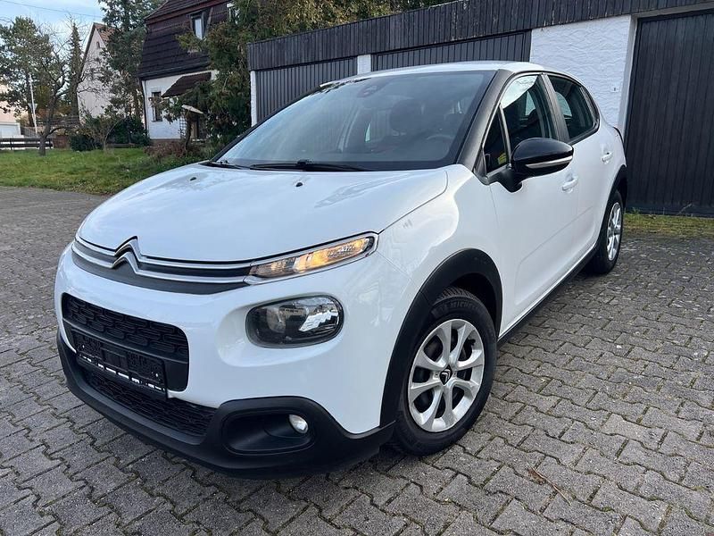 Weiß Gebraucht 2019 Citroën C3 Feel Kleinwagen | 6.990 € (Guter Preis) - Bild 1/4