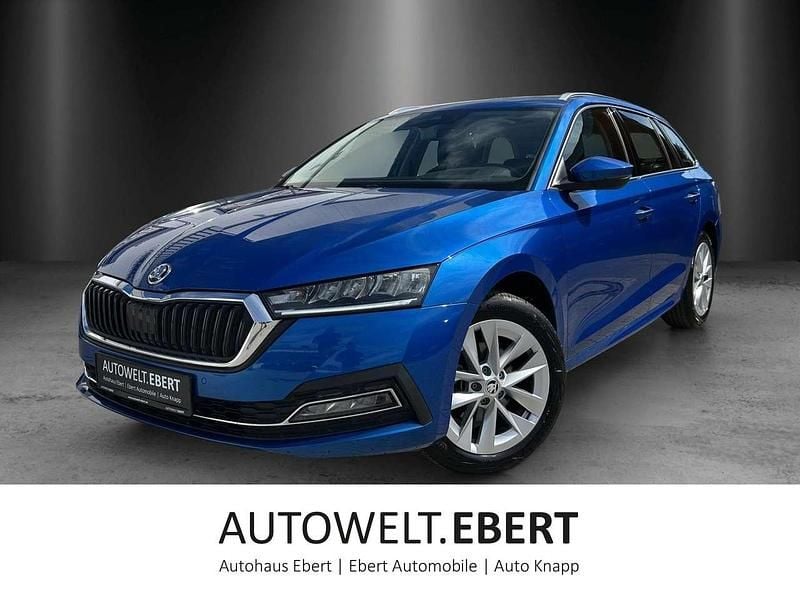Raceblau Gebraucht 2023 Skoda Octavia Style Kombi | 28.690 € (Fairer Preis) - Bild 1/4