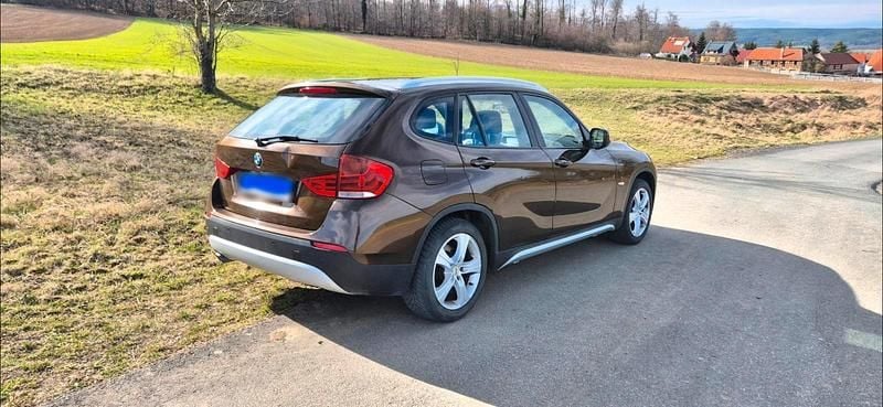 Gebraucht BMW X1 143 PS (105 kW) 2010 Braun SUV