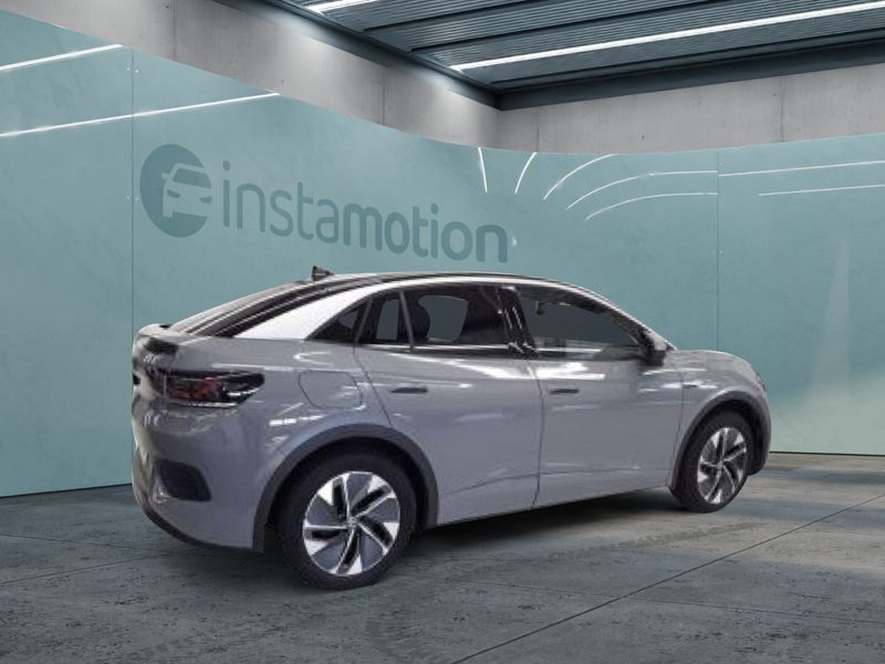 Grau Gebraucht 2023 VW ID.5 Pro Performance SUV | 36.850 € (Fairer Preis) - Bild 1/2