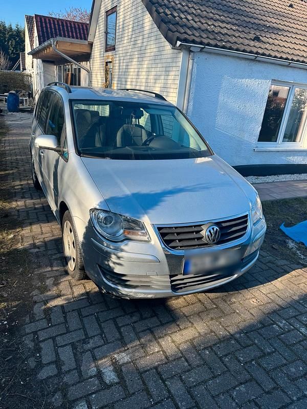Gebraucht VW Touran 75 PS (55 kW) 2008 Silber Van / Kleinbus