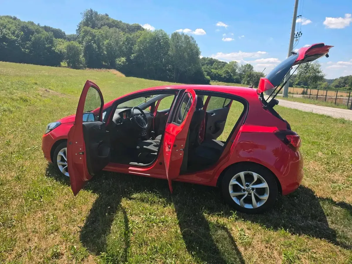 Gebraucht Opel Corsa 90 PS (66 kW) 2017 Rot Kleinwagen