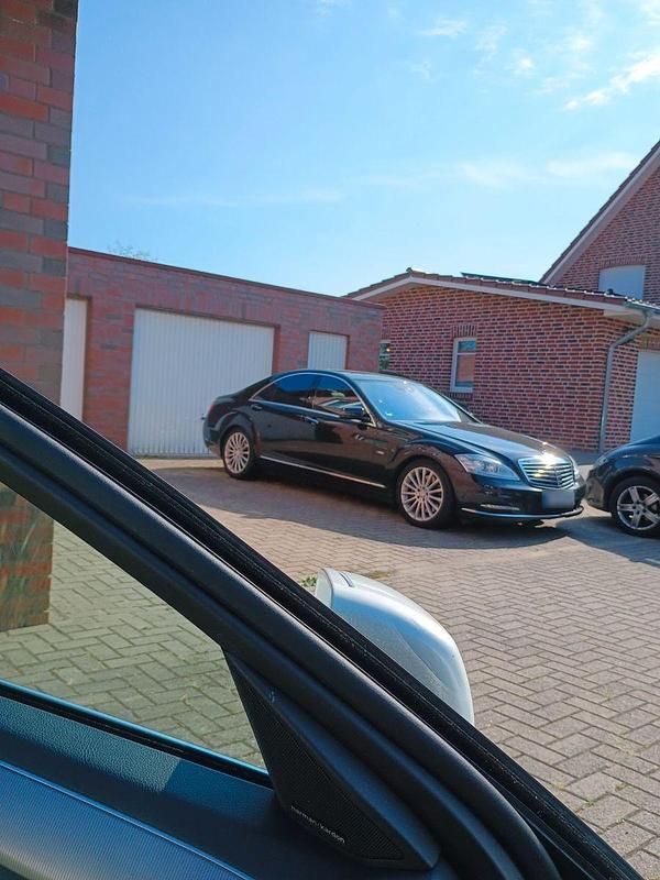 Second-hand Mercedes S350 258 CP (189 kW) 2011 Negru Berlinǎ