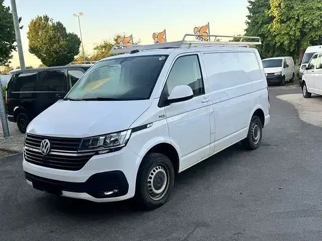 Gebraucht VW Transporter 150 PS (110 kW) 2021 Weiß Van