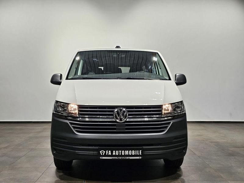 Gebraucht VW Caravelle 150 PS (110 kW) 2023 Candy weiss Van / Kleinbus