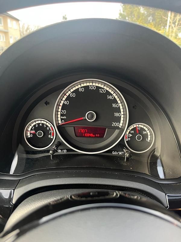 Gebraucht VW up! high up! 75 PS (55 kW) 2013 Schwarz Kleinwagen