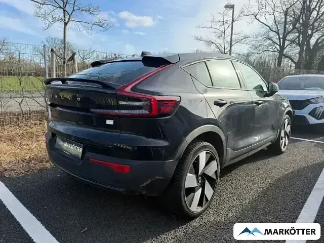 Używany Volvo C40 Plus 300 kW (408 KM) 2022 Czarny SUV