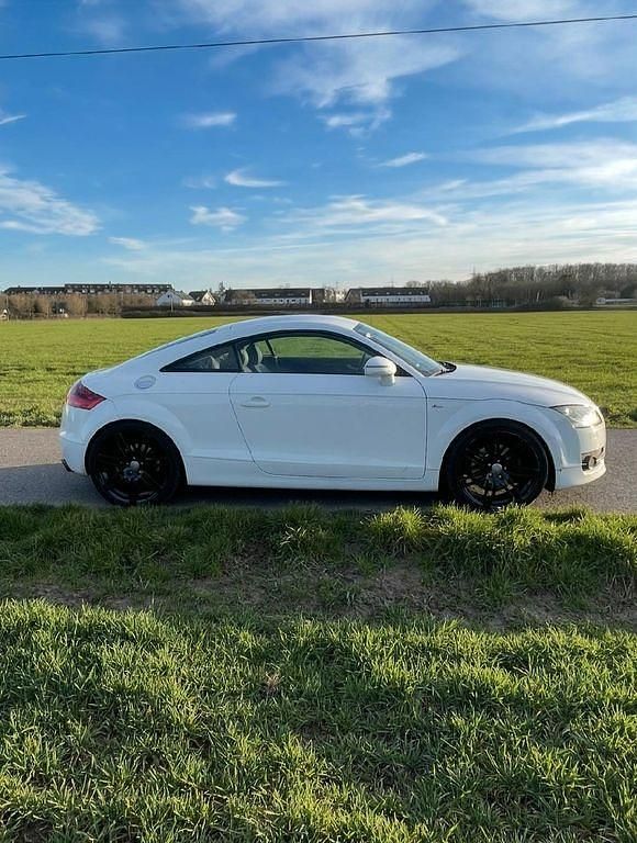 Gebraucht Audi TT S-Line 160 PS (117 kW) 2010 Weiß Coupé