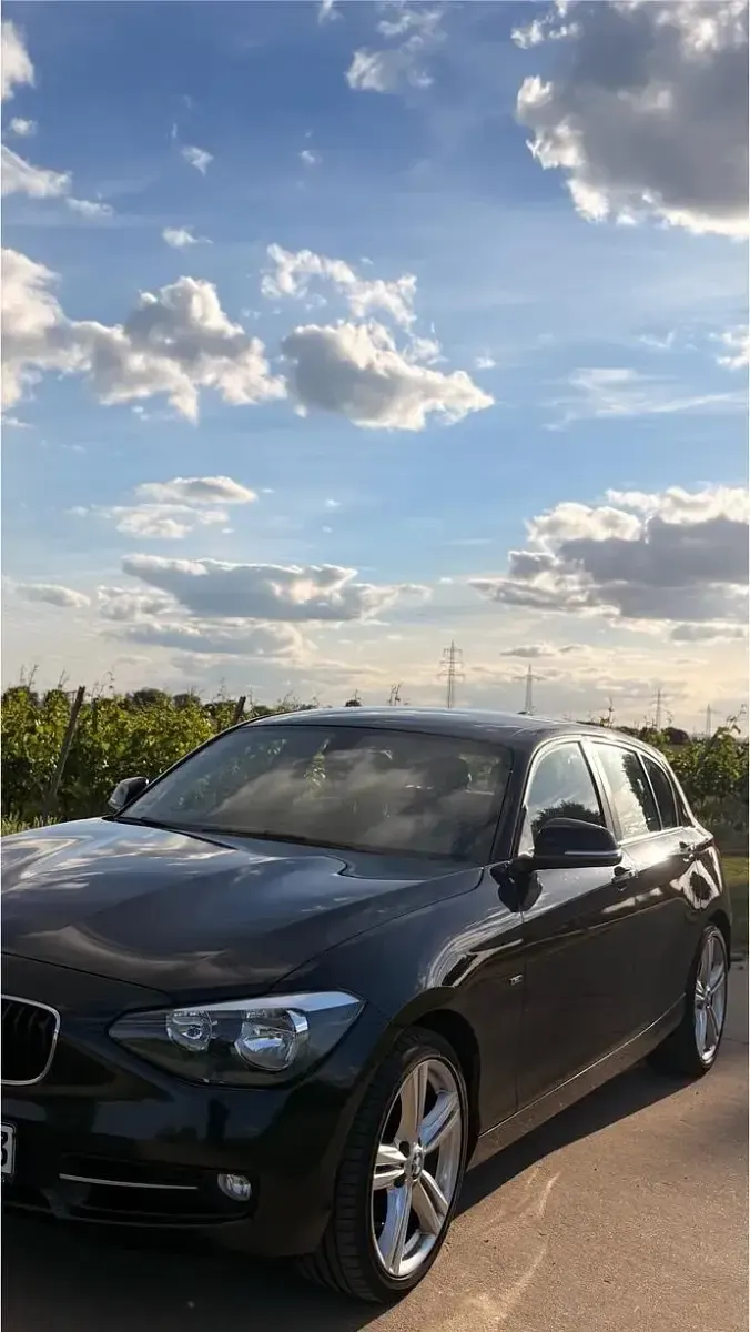 Gebraucht BMW 118 Sport Line 2011 Schwarz Kleinwagen