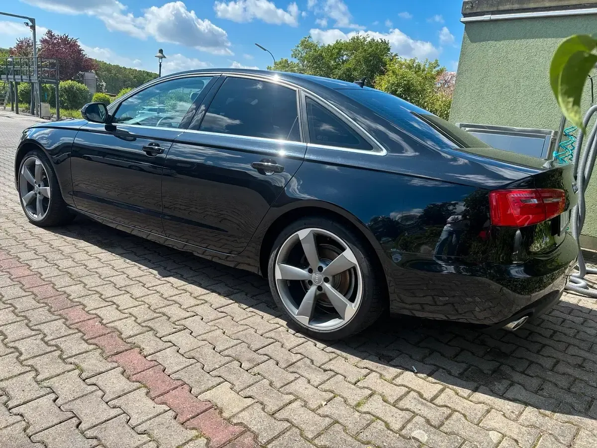 Gebraucht Audi A6 204 PS (150 kW) 2013 Schwarz Limousine