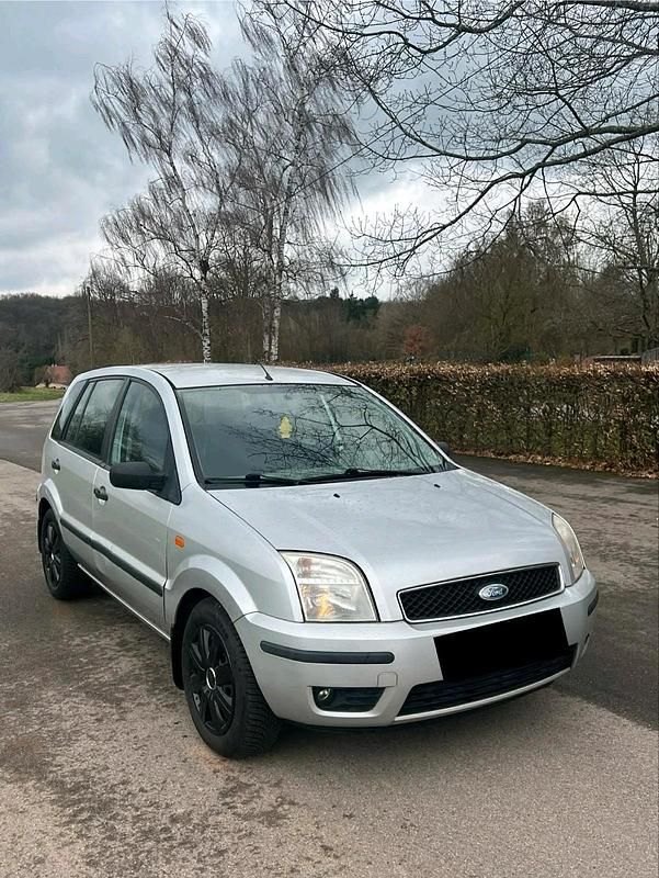 Gebraucht Ford Fusion 68 PS (50 kW) 2003 Silber Kleinwagen