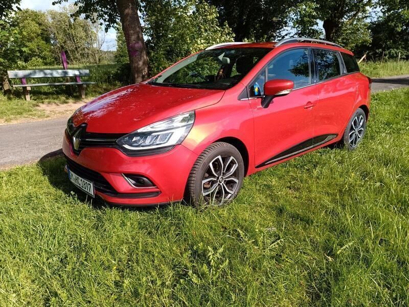 Rot Gebraucht 2017 Renault Clio IV Intens Kleinwagen | 7.300 € (Guter Preis) - Bild 1/4