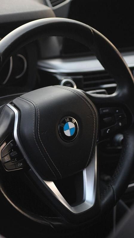 Gebraucht BMW 520 190 PS (139 kW) 2018 Schwarz Kombi