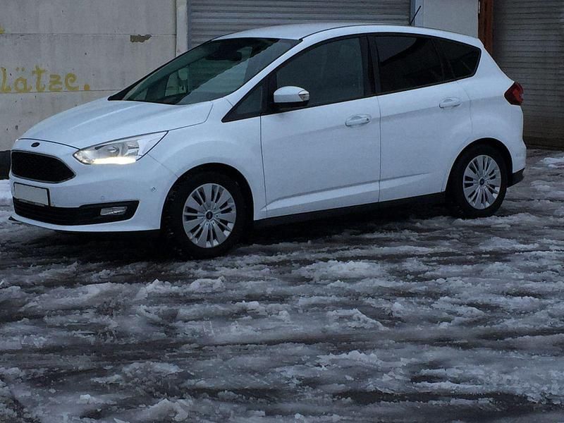 Weiß Gebraucht 2018 Ford C-MAX Van / Kleinbus | 9.950 € (Fairer Preis) - Bild 1/4