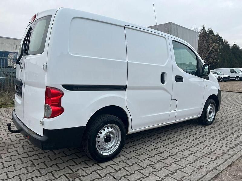 Gebraucht Nissan NV200 110 PS (80 kW) 2013 Weiß Van / Kleinbus