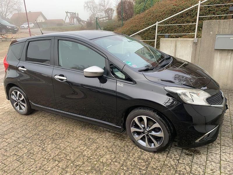 Schwarz Gebraucht 2015 Nissan Note Acenta+ Limousine | 6.400 € (Fairer Preis) - Bild 1/4