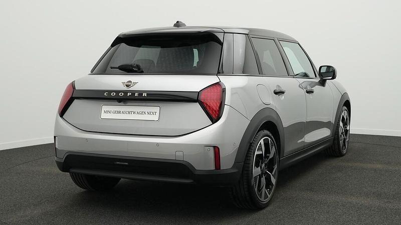 Occasion Mini Cooper 114 kW (156 PK) 2025 Zilver Hatchback