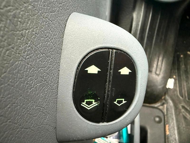 Gebraucht Ford Transit 101 PS (74 kW) 2014 Weiß Van / Kleinbus