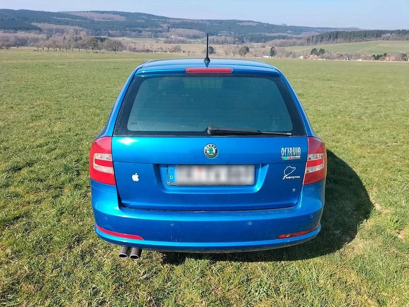 Gebraucht Skoda Octavia 200 PS (147 kW) 2007 Blau Kombi