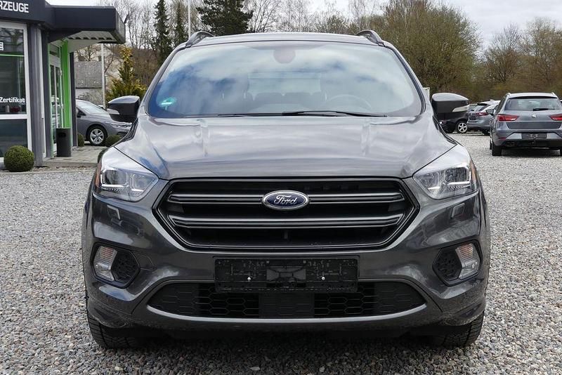 Gebraucht Ford Kuga ST-Line 179 PS (131 kW) 2017 Grau SUV