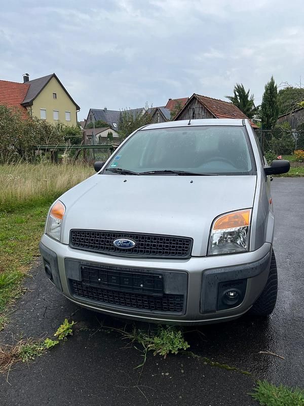 Gebraucht 2008 Ford Fusion Limousine | 2.900 € - Bild 1/4