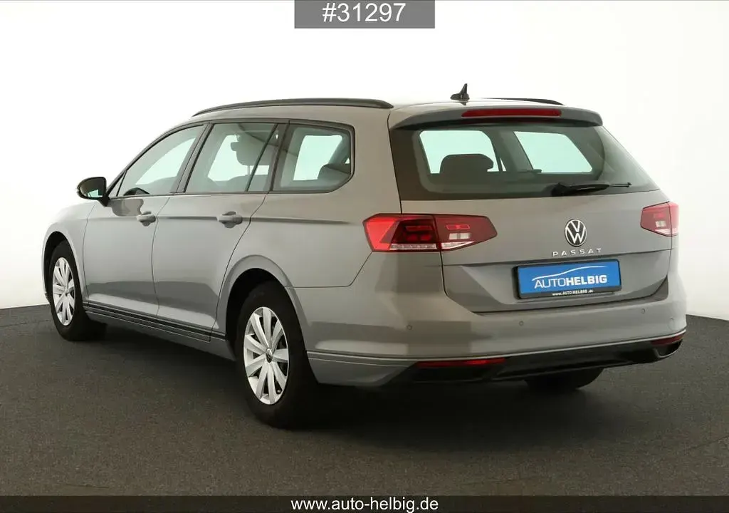 Gebraucht VW Passat Conceptline 150 PS (110 kW) 2023 Grau Kombi