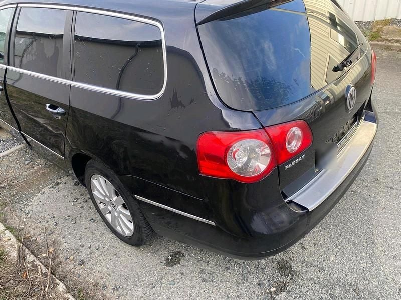 Gebraucht VW Passat 163 PS (119 kW) 2010 Schwarz Kombi