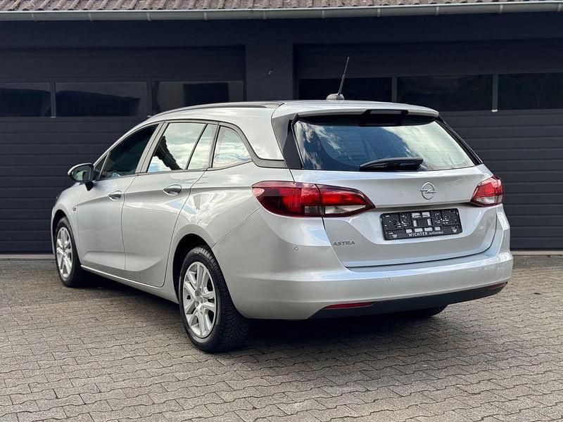 Gebraucht Opel Astra 131 PS (96 kW) 2020 Silber Limousine