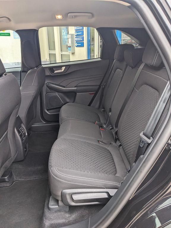 Gebraucht Ford Kuga Titanium 186 PS (136 kW) 2024 Schwarz SUV